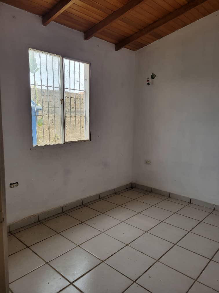 Будинок, 2142 м², 12 000$ — FAKTOR